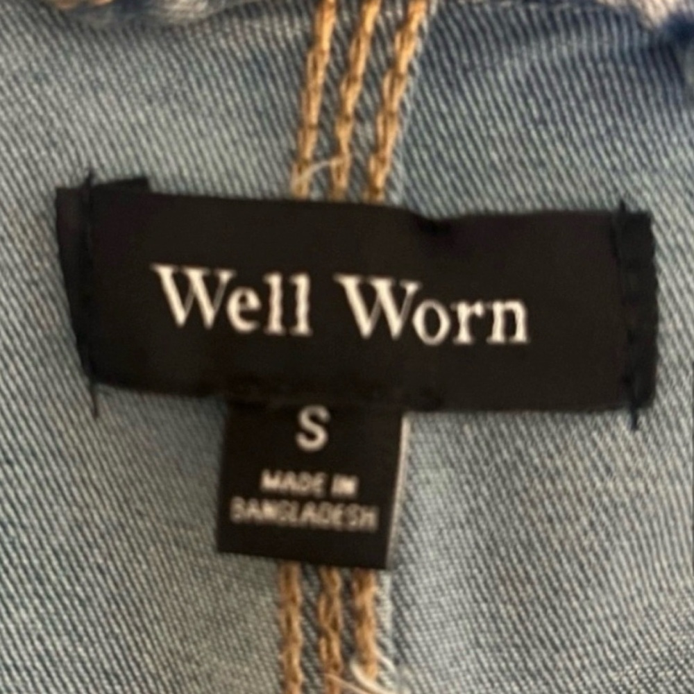 Well Worn Blue Denim Barn Jacket/ Chore Coat Coastal Grandma - Small - EUC - Picture 11 of 13